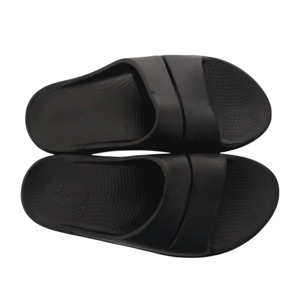 Oofos OOahh Slide Sandals Black Recovery Slip On Mens Size 7 Womens 9